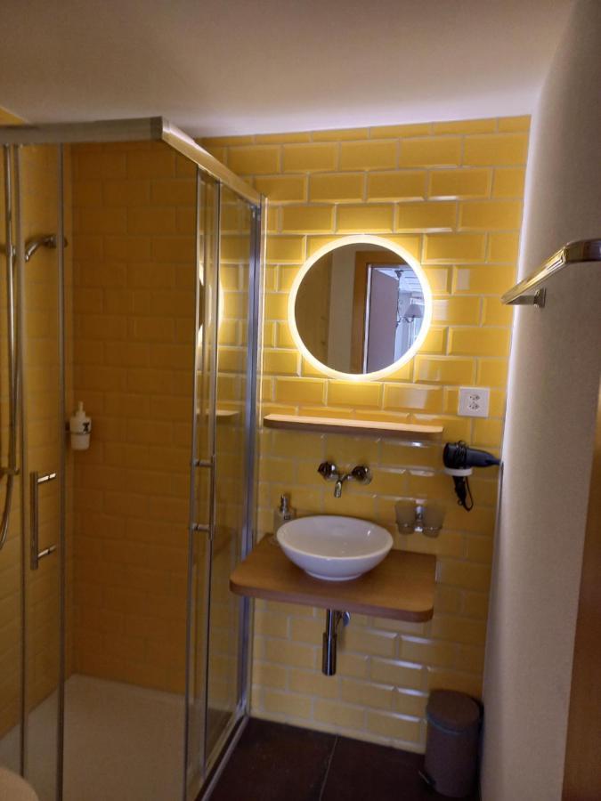 Gaestezimmer Im Dorfzentrum Rothenthurm Exteriör bild